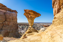 The-Twisted-Hoodoo,-a-captivating-masterpiece.jpg